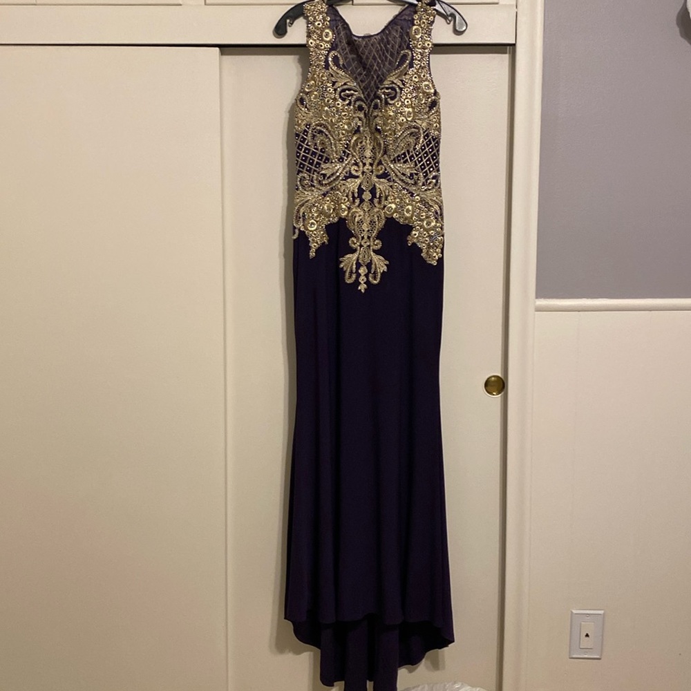 Camille sequined/ Beaded dress. Size 6 Gold and Deep purple. Stunning